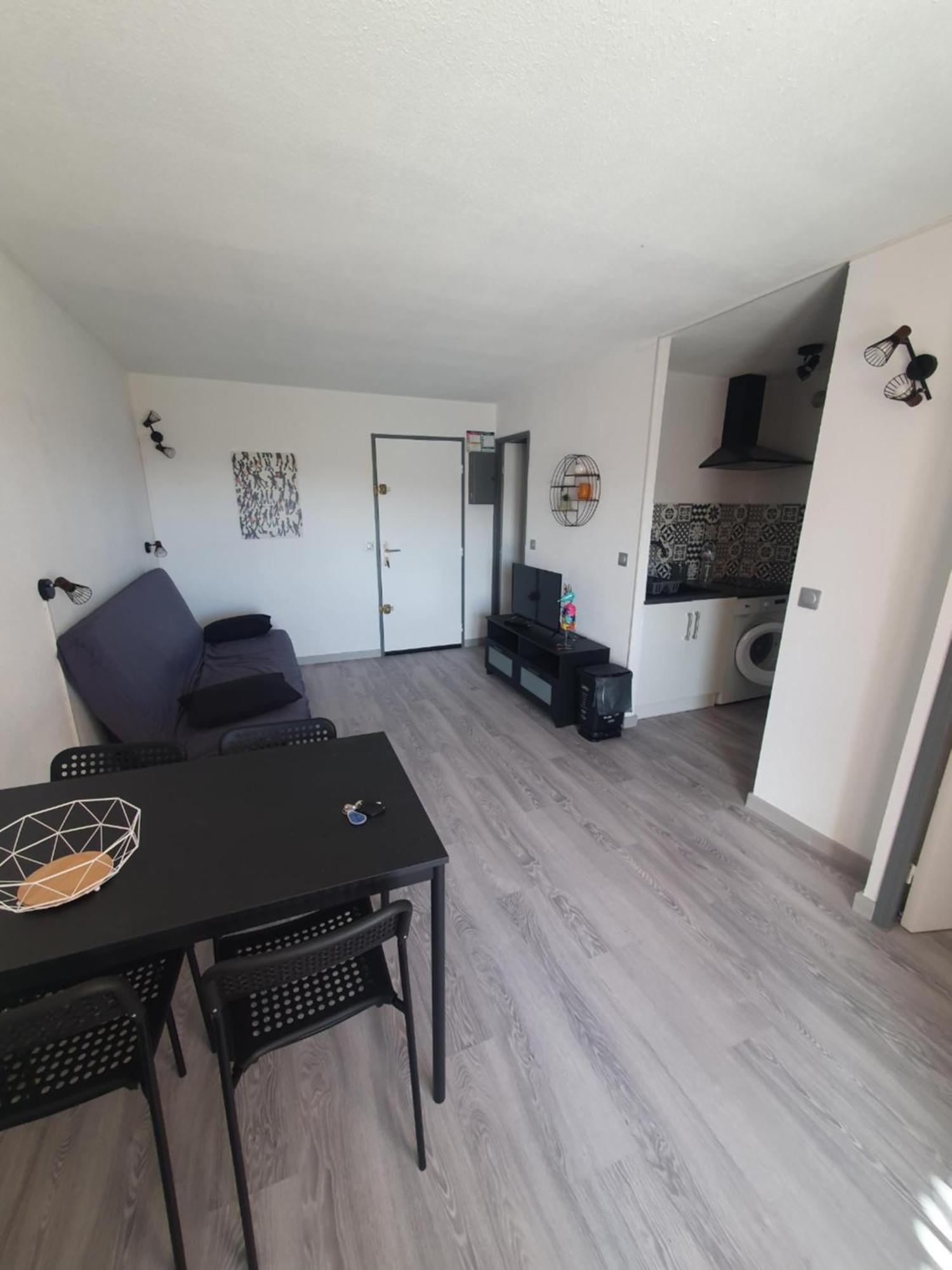 Les Terrasses De La Baronnie Appartement Climatise Avec 1 Chambre Et Piscine Ouverte Du 28 Mai 2025 Au 28 Septembre 2025 ル・グロー・デュ・ロワ エクステリア 写真